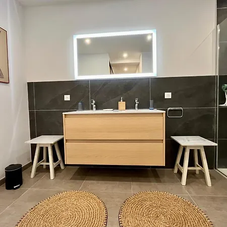 5 With Pool Near The Sea 度假居 耶尔